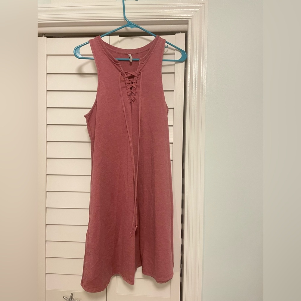 Z Supply Pink criss cross tie dress with pockets